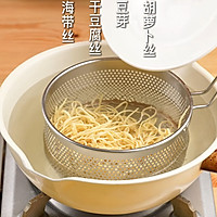 凉拌海带豆腐丝的做法图解3