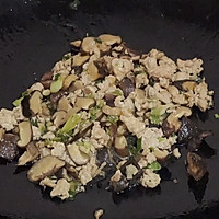 韩式香菇肉末拌面的做法图解7