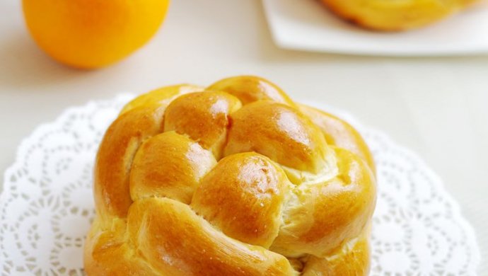 橙香编花小面包