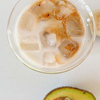 牛油果生椰拿铁的做法图解10