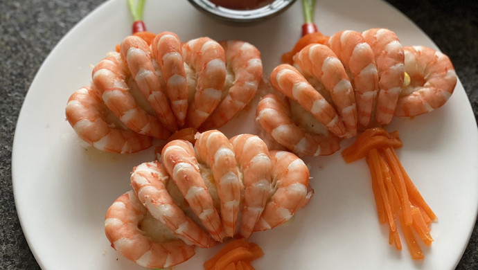 张灯结彩土豆泥蒸虾