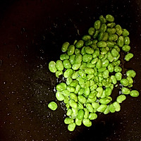 小炒青豆的做法图解1