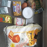 玉米沙拉餐包的做法图解1