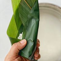 不漏一粒米的红豆沙牛角粽的做法图解9