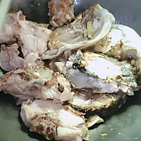 天麻鱼头汤的做法图解2