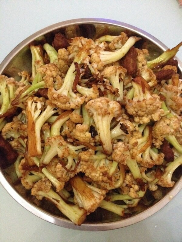 超好吃的肉炒有机菜花