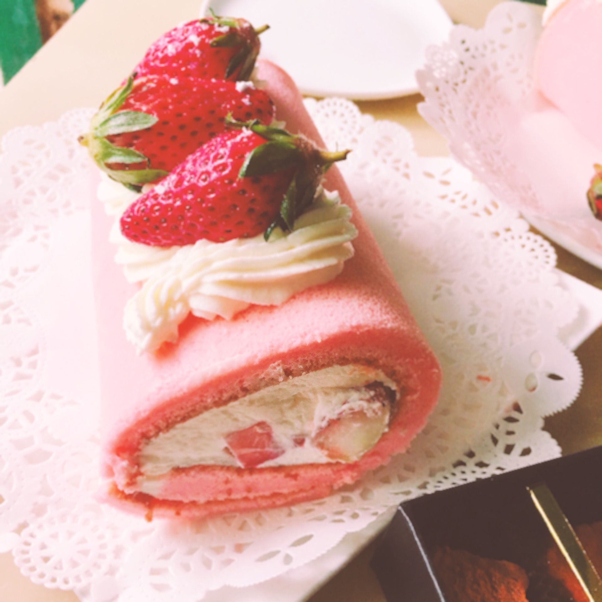 Allie's private paradise: 草莓蛋糕卷