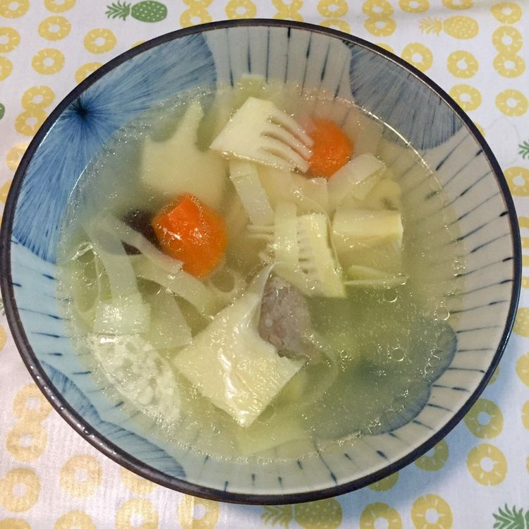 竹笋排骨汤的做法