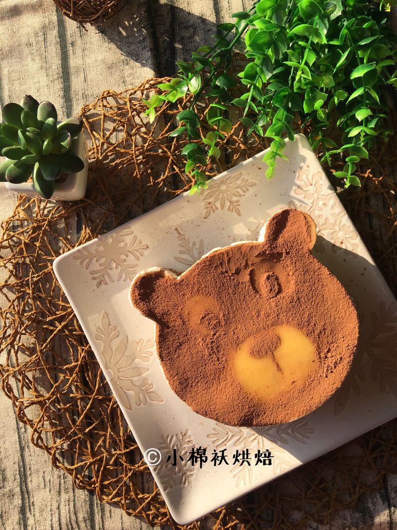 Bear Cranberry cake