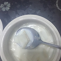 椰肉炖牛奶的做法图解3