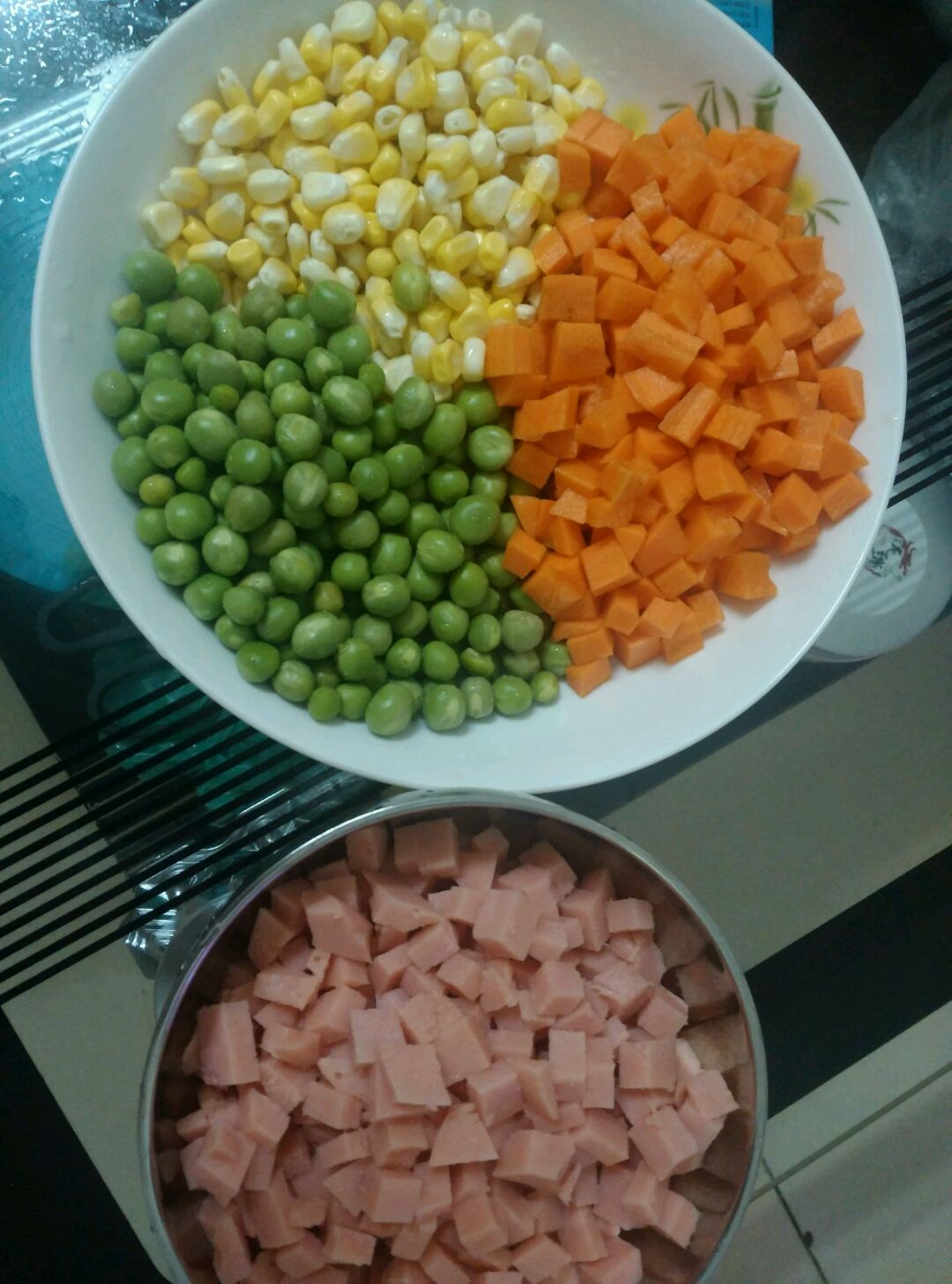 豌豆胡萝卜玉米粒怎么做_豌豆胡萝卜玉米粒的做法_豆果美食