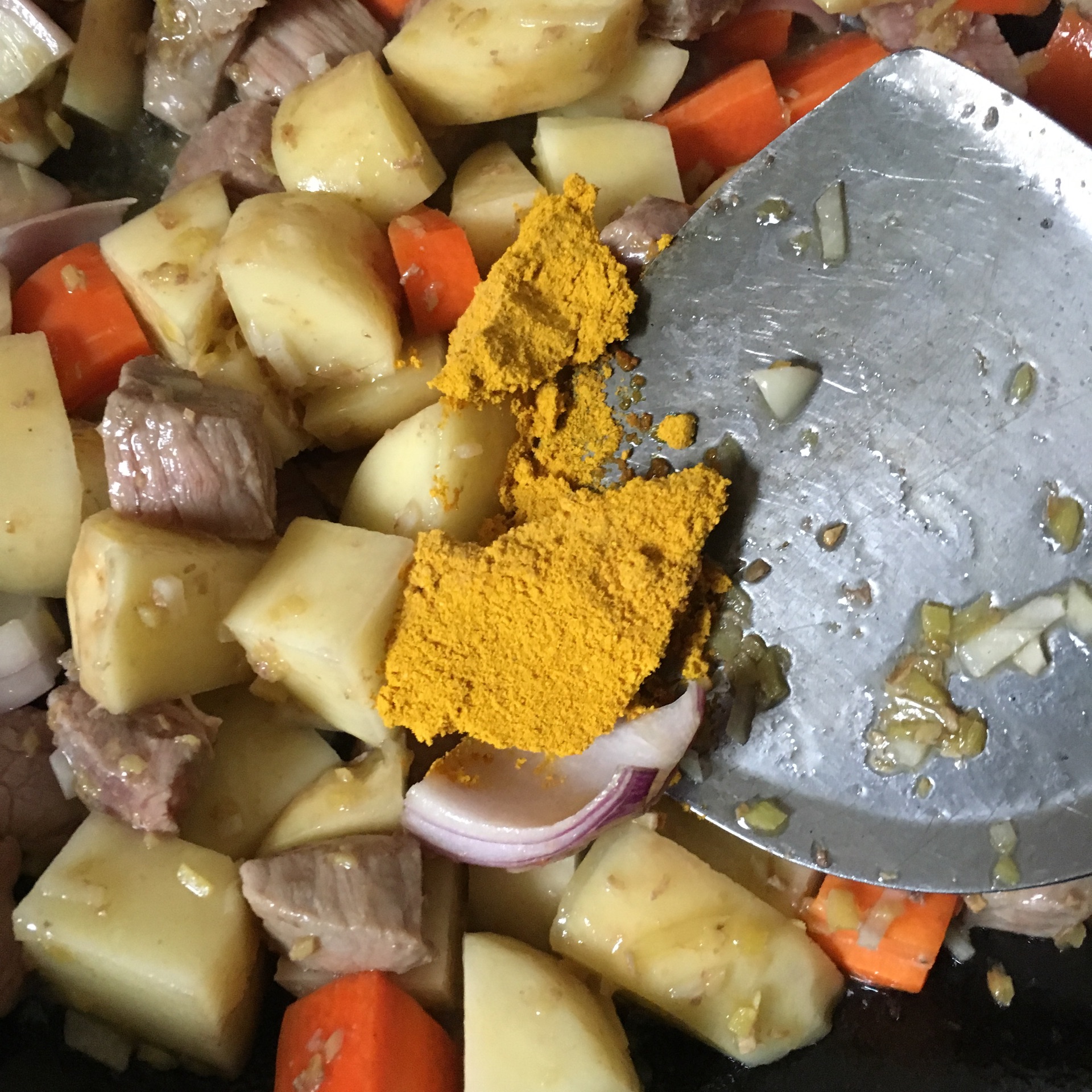 胡萝卜土豆炖牛肉怎么做_胡萝卜土豆炖牛肉的做法_doreen2015_豆果美食