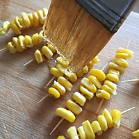 #硬核菜谱制作人#烤黄金玉米粒的做法图解3