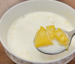 鲜奶炖木瓜的做法