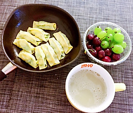 韭菜虾仁锅贴的做法