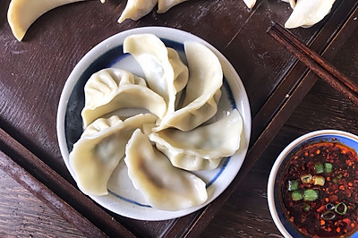 牛肉芹菜饺子