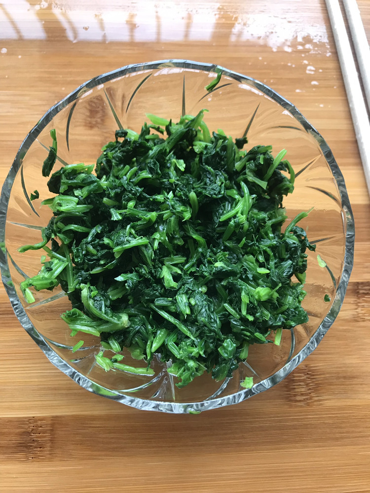 凉拌菠菜的做法