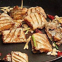 干煸带鱼的做法图解4