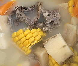 排骨玉米淮山汤的做法