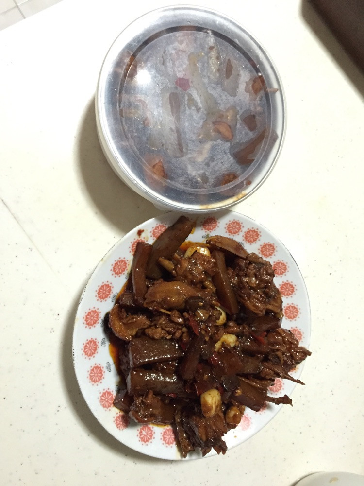 魔芋烧鸭肉（川味）的做法
