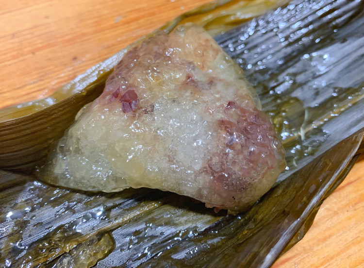 水晶粽红豆沙甜粽，软糯香甜的做法
