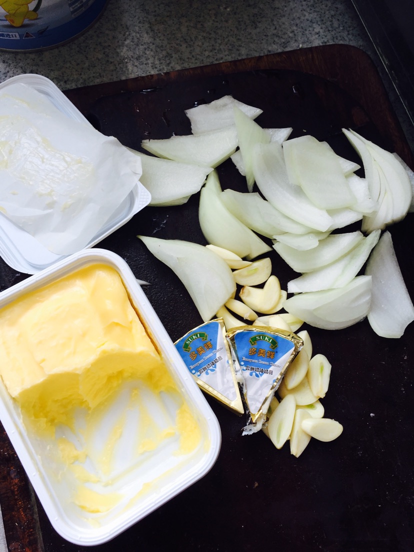 黄油羊肉土豆的做法图解2