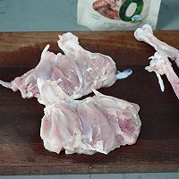 #厨房鲜香秘诀，太太乐松茸鲜，一餐一筷见鲜香#洋葱鸡腿肉的做法图解2