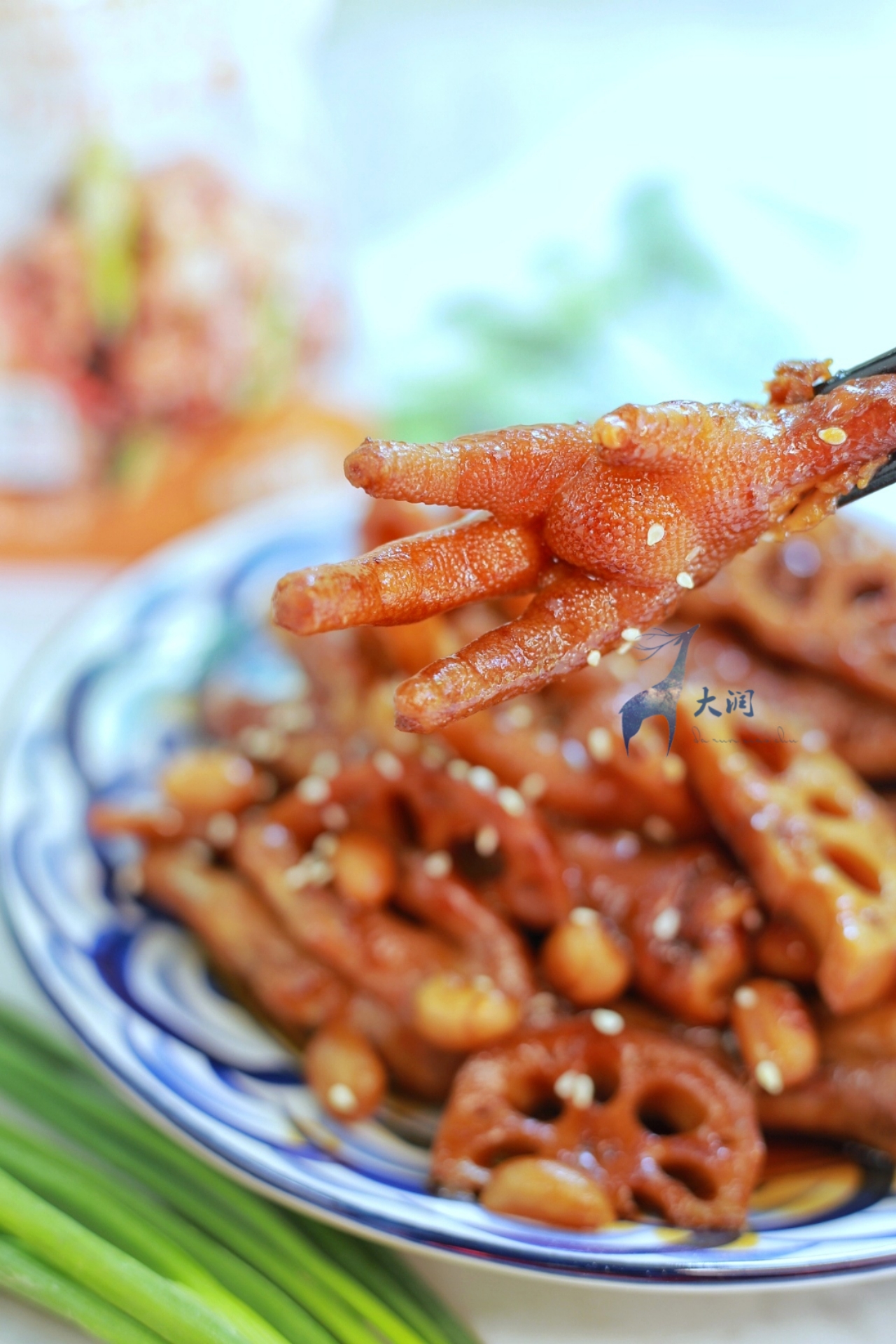 Spicy chicken feet