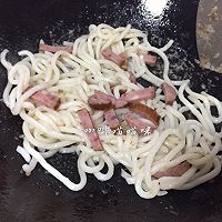 快手炒乌冬面的做法图解4