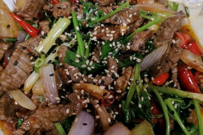 居家超香洋葱炒牛柳