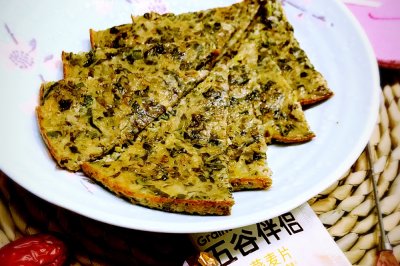香椿头鸡蛋饼