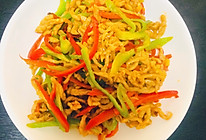 爆香青椒肉丝～特别下饭的做法
