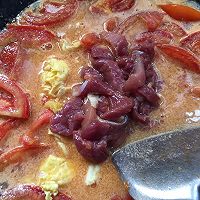 番茄鸡蛋瘦肉汤汁的做法图解4