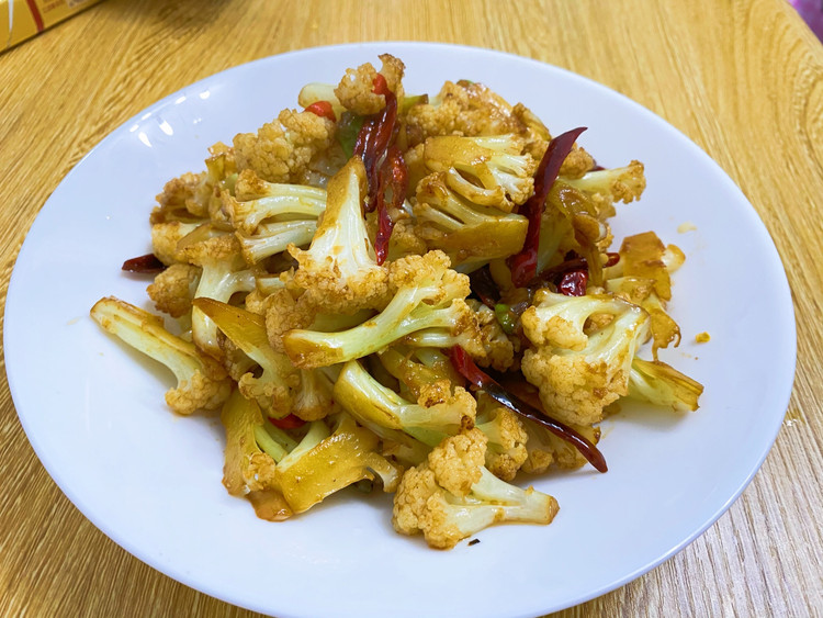 家常菜——干煸菜花的做法