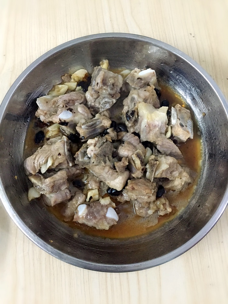 豉汁蒸排骨的做法图解3