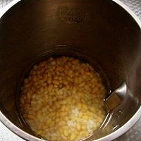 糯玉米豆浆的做法图解3