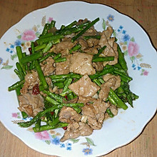 芦笋炒肉片