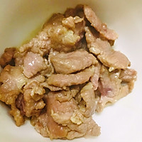 有它吃多两碗饭—蒜苗香干炒肉的做法图解4