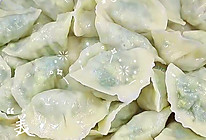 猪肉香芹馅饺子的做法