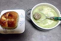 西兰花奶油牛肉丸汤的做法