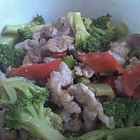 西兰花炒肉的做法图解6
