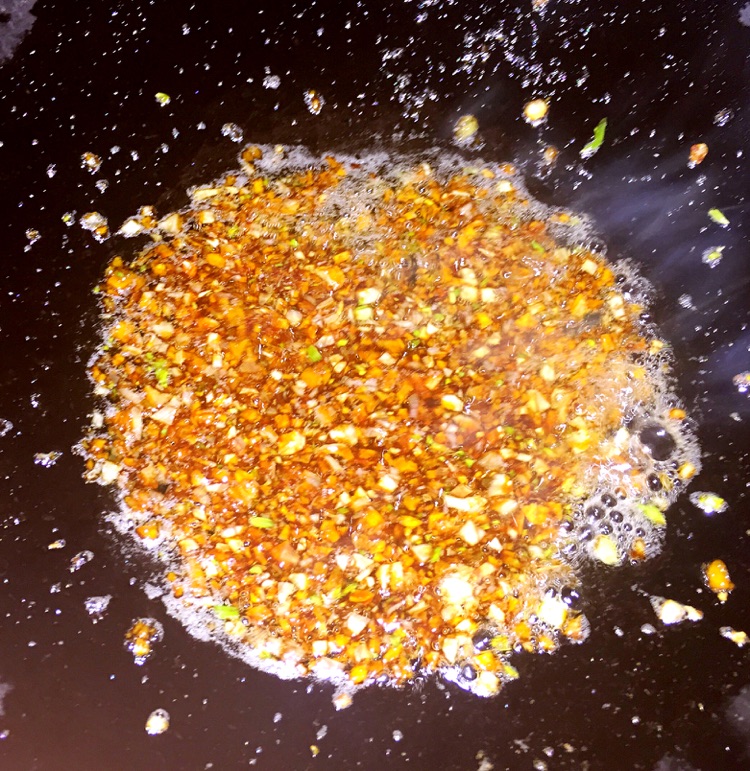 蒜蓉海虾蒸金针菇的做法图解11