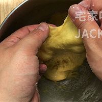 布里欧修面包，柔软又Q弹，香气四溢，吃起来超有嚼劲。的做法图解8