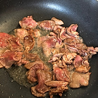 #仙女们的私藏鲜法大PK#香菜牛肉的做法图解4