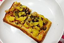 鸡肉口蘑吐司pizza的做法