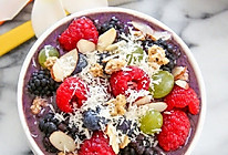 Acai bowl超级水果巴西莓碗的做法