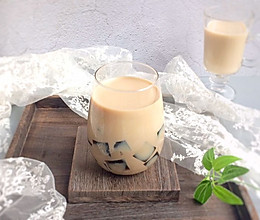 龟苓膏奶茶 附龟苓膏的制作的做法