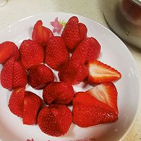 无添加牛奶草莓布丁的做法图解2