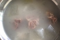 莲子薏米冬瓜排骨汤的做法