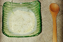 自制清洁绿豆粉面膜的做法